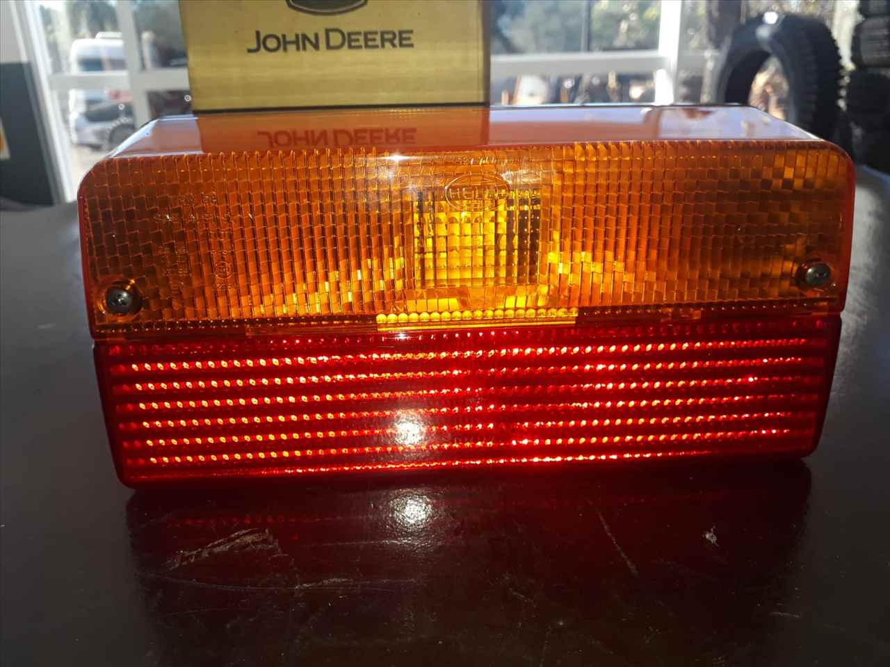 Sinaleira Traseira Tratores John Deere AL112964